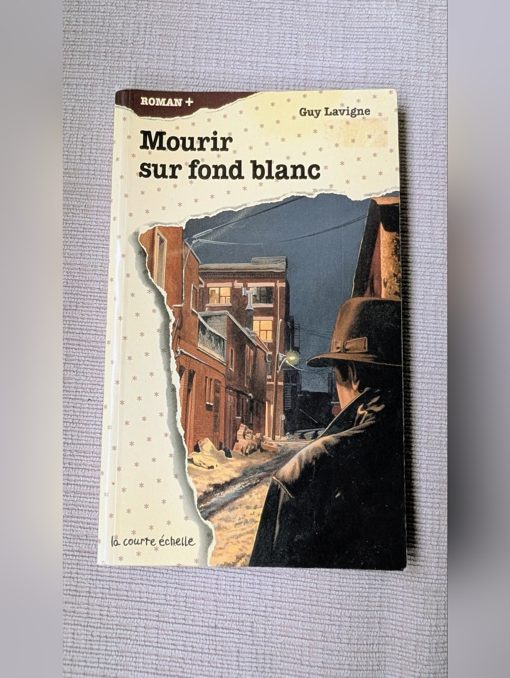Mourir sur fond blanc by Guy Lavigne - French Book